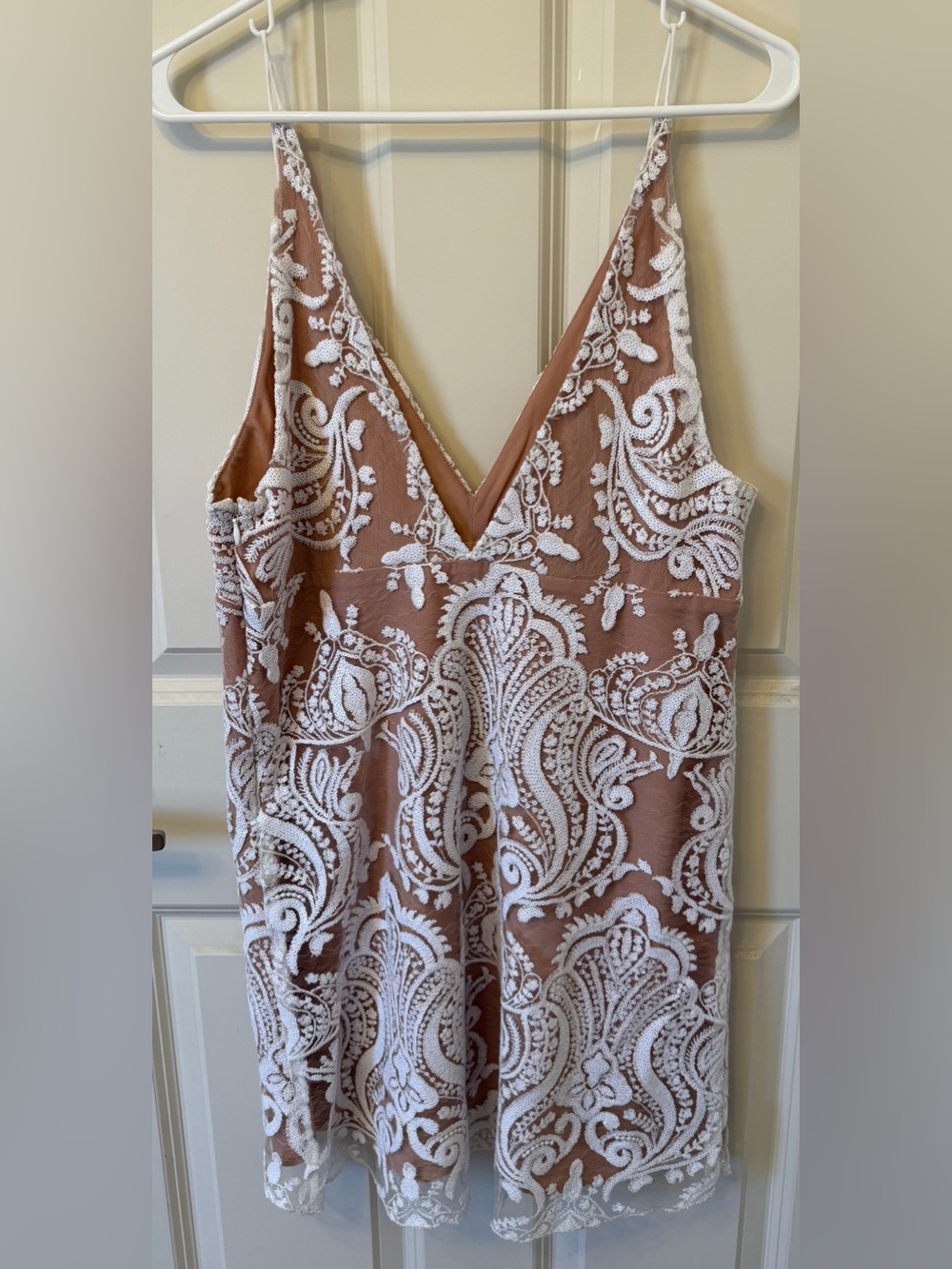 FREE PEOPLE NIGHT SHIMMERS MINI DRESS in SEQUIN LACE NUDE, SIZE 10 - Picture 10 of 13